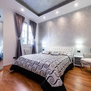 Fashion Silver Apartament