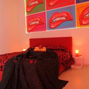 Chroma Italy - Ena Bed & Breakfast